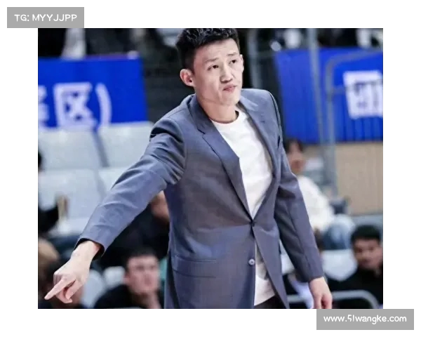 赵探长回归篮球赛场:周鹏接任深圳男篮主帅的意义与挑战(深圳男篮主帅下课) 赵探长回归篮球赛场:周鹏接任深圳男篮主帅的意义与挑战(深圳男篮主帅下课)