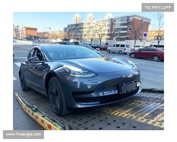 退车、换玻璃亏,雷老板如何应对这场财务危机? 退车、换玻璃亏,雷老板如何应对这场财务危机?